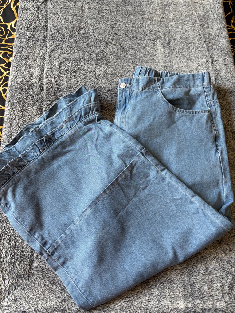 Light Blue Women's High-Waist Ruffle Hem Denim Shorts